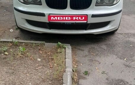 BMW 1 серия, 2009 год, 550 000 рублей, 14 фотография