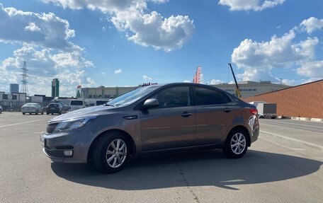KIA Rio III рестайлинг, 2015 год, 900 000 рублей, 2 фотография