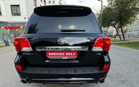 Toyota Land Cruiser 200, 2015 год, 7 795 000 рублей, 5 фотография