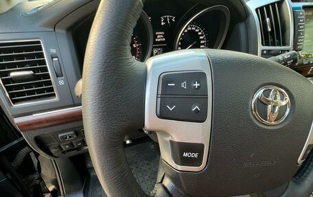 Toyota Land Cruiser 200, 2015 год, 7 795 000 рублей, 22 фотография