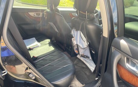 Infiniti QX70, 2014 год, 2 790 000 рублей, 15 фотография