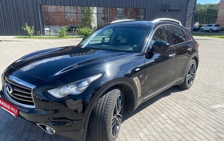 Infiniti QX70, 2014 год, 2 790 000 рублей, 2 фотография