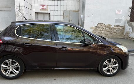 Peugeot 208 II, 2013 год, 720 000 рублей, 2 фотография
