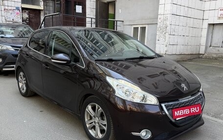 Peugeot 208 II, 2013 год, 720 000 рублей, 6 фотография