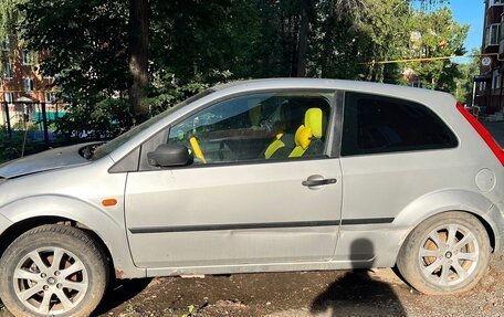Ford Fiesta, 2004 год, 215 000 рублей, 8 фотография