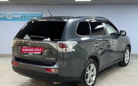 Mitsubishi Outlander III рестайлинг 3, 2013 год, 1 499 000 рублей, 5 фотография