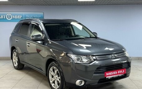 Mitsubishi Outlander III рестайлинг 3, 2013 год, 1 499 000 рублей, 3 фотография
