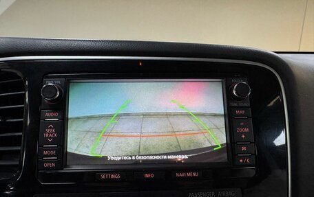 Mitsubishi Outlander III рестайлинг 3, 2013 год, 1 499 000 рублей, 20 фотография