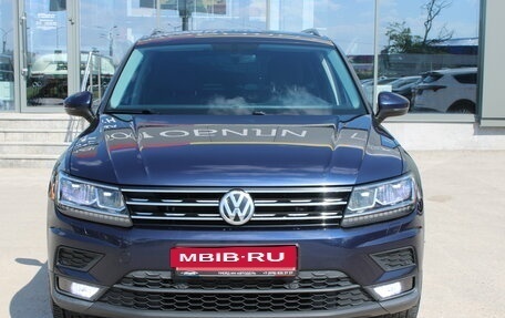 Volkswagen Tiguan II, 2017 год, 2 109 000 рублей, 2 фотография