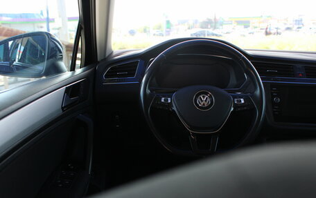 Volkswagen Tiguan II, 2017 год, 2 109 000 рублей, 27 фотография
