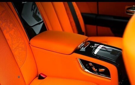 Rolls-Royce Cullinan, 2026 год, 68 500 000 рублей, 7 фотография