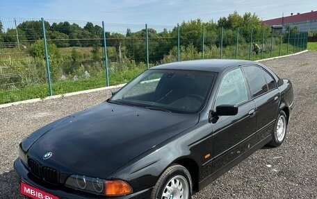 BMW 5 серия, 1998 год, 550 000 рублей, 1 фотография