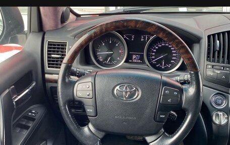 Toyota Land Cruiser 200, 2013 год, 2 950 000 рублей, 1 фотография