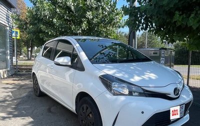 Toyota Vitz, 2015 год, 860 000 рублей, 1 фотография