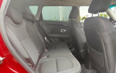 KIA Soul II рестайлинг, 2018 год, 1 650 000 рублей, 16 фотография