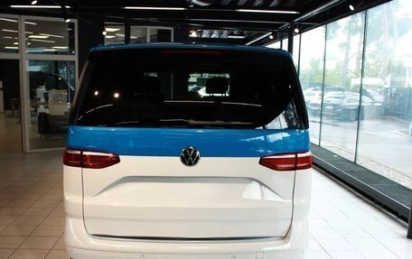 Volkswagen Multivan, 2023 год, 4 850 000 рублей, 13 фотография