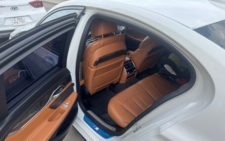 BMW 7 серия, 2017 год, 2 850 000 рублей, 4 фотография