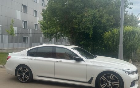 BMW 7 серия, 2017 год, 2 850 000 рублей, 2 фотография