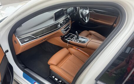 BMW 7 серия, 2017 год, 2 850 000 рублей, 3 фотография