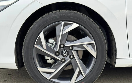 Hyundai Elantra, 2026 год, 2 100 000 рублей, 9 фотография