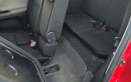 Toyota Wish II, 2012 год, 1 330 000 рублей, 12 фотография