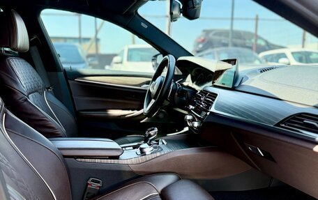 BMW 5 серия, 2018 год, 4 749 990 рублей, 13 фотография