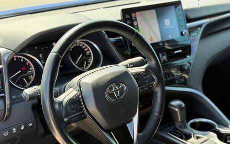 Toyota Camry, 2022 год, 3 449 000 рублей, 2 фотография