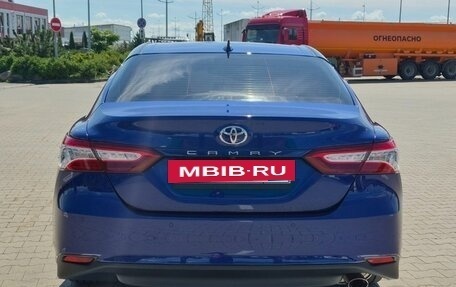 Toyota Camry, 2022 год, 3 449 000 рублей, 9 фотография