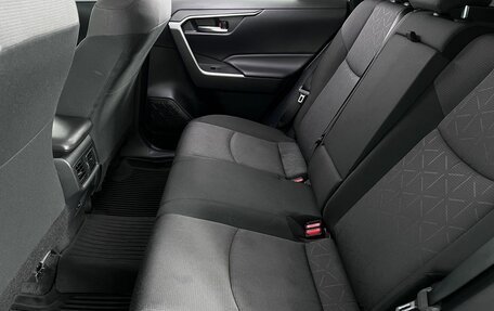 Toyota RAV4, 2022 год, 3 250 000 рублей, 10 фотография
