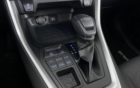 Toyota RAV4, 2022 год, 3 250 000 рублей, 21 фотография