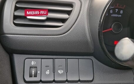 KIA Rio III рестайлинг, 2014 год, 767 000 рублей, 7 фотография