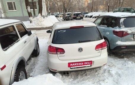 Volkswagen Golf VI, 2011 год, 730 000 рублей, 2 фотография