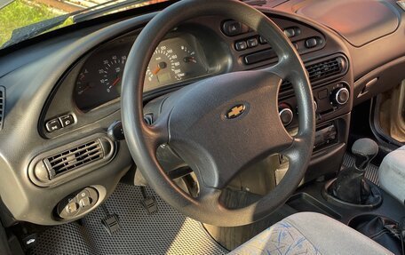 Chevrolet Niva I рестайлинг, 2004 год, 275 000 рублей, 10 фотография