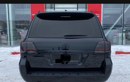 Toyota Land Cruiser 200, 2013 год, 2 950 000 рублей, 3 фотография
