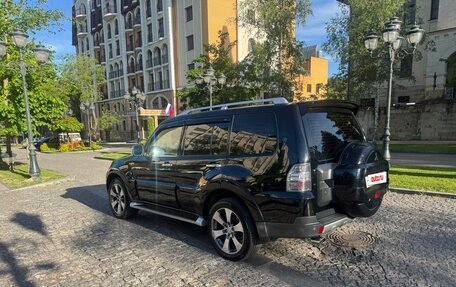 Mitsubishi Pajero IV, 2008 год, 1 930 000 рублей, 3 фотография
