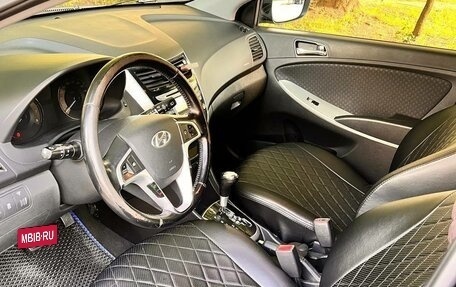 Hyundai Solaris II рестайлинг, 2012 год, 870 000 рублей, 5 фотография
