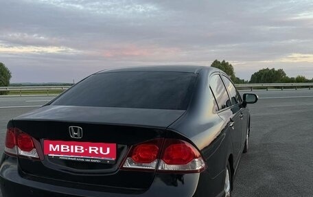 Honda Civic VIII, 2009 год, 900 000 рублей, 4 фотография