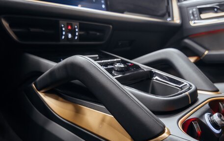 Porsche Cayenne III, 2025 год, 25 000 000 рублей, 26 фотография