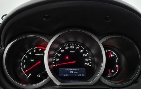 Suzuki Grand Vitara, 2010 год, 786 000 рублей, 19 фотография