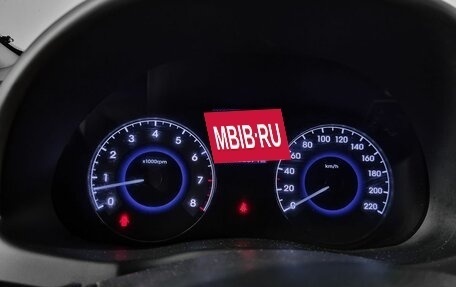 Hyundai Solaris II рестайлинг, 2011 год, 900 000 рублей, 16 фотография