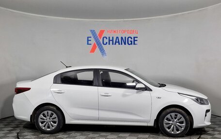 KIA Rio IV, 2018 год, 1 040 000 рублей, 4 фотография
