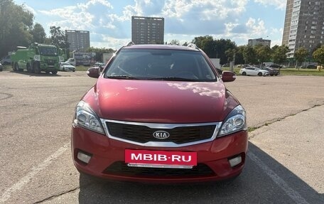 KIA cee'd I рестайлинг, 2012 год, 849 000 рублей, 2 фотография
