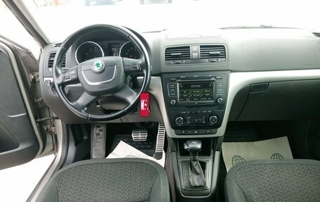 Skoda Yeti I рестайлинг, 2012 год, 1 000 000 рублей, 5 фотография