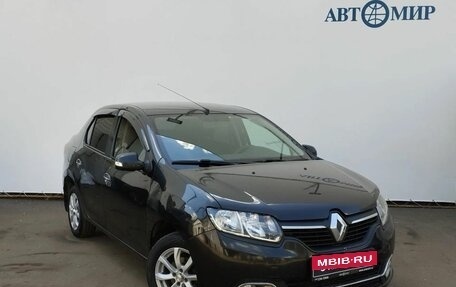 Renault Logan II, 2017 год, 850 000 рублей, 3 фотография