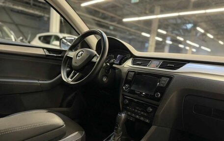 Skoda Rapid I, 2018 год, 1 380 000 рублей, 8 фотография