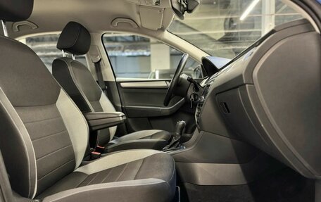 Skoda Rapid I, 2018 год, 1 380 000 рублей, 11 фотография