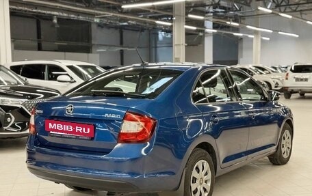 Skoda Rapid I, 2018 год, 1 380 000 рублей, 5 фотография