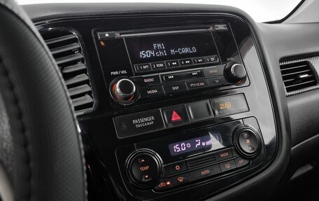 Mitsubishi Outlander III рестайлинг 3, 2013 год, 1 245 000 рублей, 16 фотография