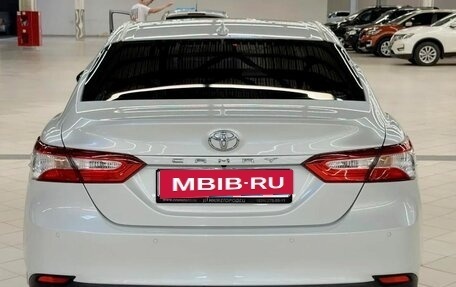 Toyota Camry, 2022 год, 2 480 000 рублей, 7 фотография