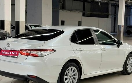 Toyota Camry, 2022 год, 2 480 000 рублей, 4 фотография